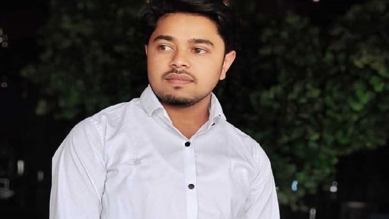 শ্রীপুরে ট্রাক-মোটরসাইকেল সংঘর্ষ, প্রাণ গেল যুবকের